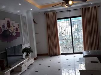 Bán Nhanh Nhà Đẹp,lô Góc, Ô Tô Vào Nhà Nằm Đối Diện Royal City Giá Hiếm 6.2 Tỷ