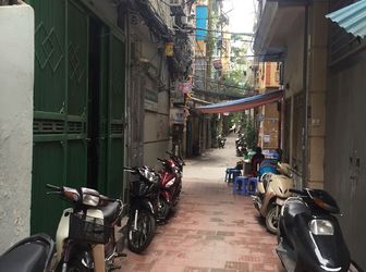 Nhà Đẹp Ngã Tư Sở, Cách 1 Nhà Ra Mặt Phố,nhà 5 Tầng 45M2,Giá 3.75 Tỷ.