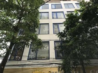 Cực Hiếm 11,5 Tỷ Có Nhà Phố Mạc Thái Tổ, Cầu Giấy, Lô Góc, Kinh Doanh Đỉnh, 6 Tầng, Thang Máy, Mặt Tiền 12M.