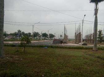 Đất-Nền Khu Dân Cư Q.2 -Sổ Hồng Riêng Từng Nền, Đất Thổ Cư 100% -Ngay Trung Tâm Hành Chính,siêu Thị.. 2.hạ Tầng Hoàn Thiện Chuẩn Singapore 100%, Hệ Thống Điện Âm, Nước Máy, Đường Trải Nhựa 30M. 3.nằm Liền Kề Khu Công Nghiệp Phía Đông Tp.hcm -> Thuận Lợi