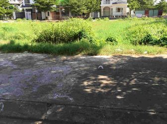 Tôi Cần Bán 3 Lô Đất Biệt Thự Giá Rẻ,ngay Mặt Tiền Đường,Nằm Trong Khu Biệt Thự