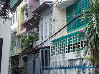 Cần Bán Gấp Nhà  Đường Trần Hưng Đạoq.1.  3 Lầu Đúc..  5,8,tỷ 