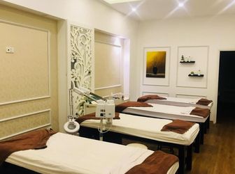 Mặt Phố Khâm Thiên, Kd Nh,ks, Spa Tốt, 99M2X4 Tầng, Mặt Tiền 4.1, Chỉ 27.8 Tỷ. Lh 0917420066