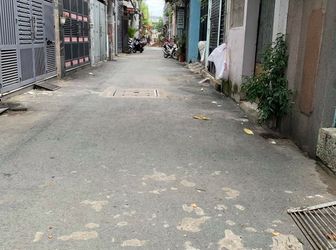 4Định Cư Nên Cần Bán Gấp Nhà Mới Sửa Chữa