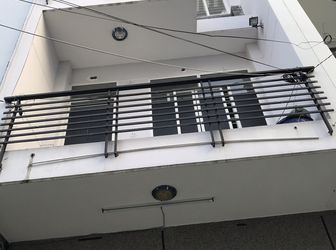 Cho Thuê Nhà Khu Công Ích Phạm Hữu Lầu .3 Tầng . Đường 12M. Giá Thuê 15 Tr / Tháng .