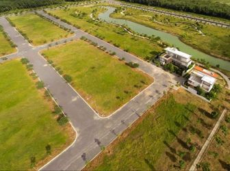 Cần Bán Đất Mặt Tiền Đường Ql 56 550Tr/nền Ngay Trung Tâm Tp Bà Rịa 