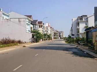 Sang Lại 2 Lô Đất Khu Vực Gần Chợ Bà Lát, Đường Trần Văn Giàu - Shr - Giá 800 Triệu. Lh 0908088255. 