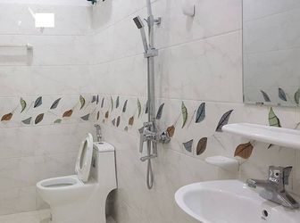 Bán Nhà Tại Phố Thịnh Quang , Diện Tích 32 M2 X 3 Tầng, Giá 2.3 Tỷ, Lô Góc