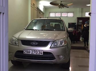 Bán Nhà Mới Ngõ 562 Đường Láng. Ô Tô Vào Nhà, 5 Tầng, 60M2.