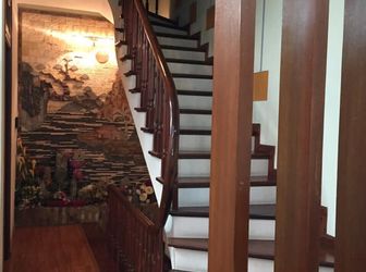 Bán Nhà Mới Ngõ 562 Đường Láng. Ô Tô Vào Nhà, 5 Tầng, 60M2.