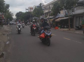 Cần Cho Thuê Nhà Mặt Đường số 1 Khu Tên Lửa, Diện tích 4x20m, Giá 25 triệu/ tháng 