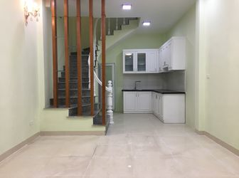 Tin Hót: Tôi Cần Bán Căn Nhà Xây Mới 4 Tầng Tổ Dân Phố Trung Kiên Dương Nội, 1,82 Tỷ