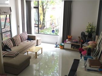 Nhà Phố Đại Từ Chỉ 2.7 Tỷ 40M 5 Tầng Gần Hồ Linh Đàm Lh 0973886139.