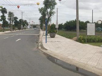 Cần Bán Đất Củ Chi, Liền Kề Trung Tâm Thị Trấn, 890 Triệu/100M2, Sổ Hồng Riêng.