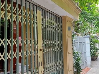 Phân Lô Ô Tô Đội Cấn, Dt 73M2X4T, Mt 4M, An Sinh, Kd. Chỉ 8 Tỷ 35 Lh 0917420066