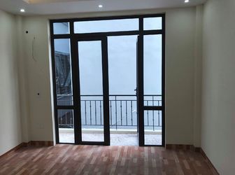 Bán Nhà Lê Trọng Tấn Hà Đông Giá 2 Tỷ 4, Ô Tô Đỗ Cổng, 31M2* 4 Tầng Lh 0966209542