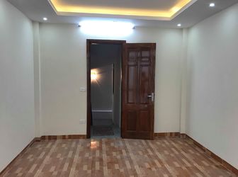 Bán Nhà Lê Trọng Tấn Hà Đông Giá 2 Tỷ 4, Ô Tô Đỗ Cổng, 31M2* 4 Tầng Lh 0966209542