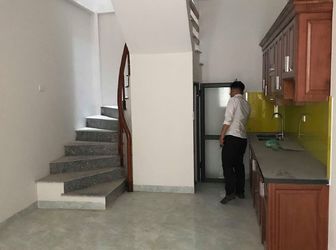 Bán Nhà Lê Trọng Tấn Hà Đông Giá 2 Tỷ 4, Ô Tô Đỗ Cổng, 31M2* 4 Tầng Lh 0966209542