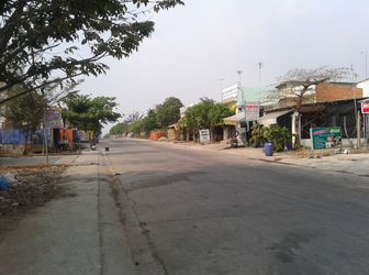 Cần Tiền Đầu Tư Nhà Yến Sang Lại 3 Nền Đất Mặt Tiền Chợ