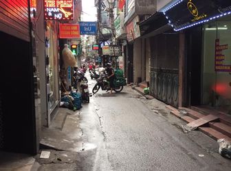 70M2, Mt 4M, Mặt Phố Chợ Khâm Thiên, Giá 6.6 Tỷ