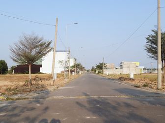 Ngân Hàng Quốc Tế Vib Thanh Lý 16 Lô Đất Kdc Trần Văn Giàu. Giá 800 Triệu, Sổ Hồng Riêng