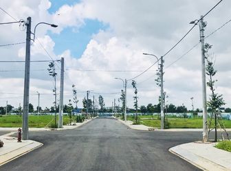 Chính Chủ Bình Chánh - Đất Ngay Mặt Tiền Đường Bờ Nhà Thờ Ngay Chợ