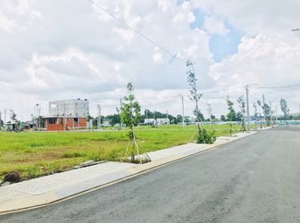 Chính Chủ Bình Chánh - Đất Ngay Mặt Tiền Đường Bờ Nhà Thờ Ngay Chợ