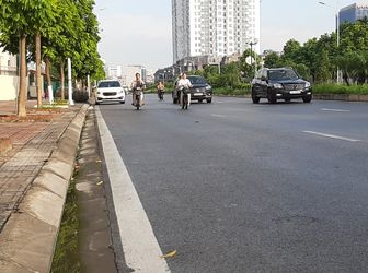 Bán Gấp Căn Nhà Nhỏ Siêu Đẹp Ở Để Long Biên Giá Chỉ 2 Tỷ 810 Triệu. Lh 0382 338 939