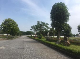 Bán Mảnh Đất Mặt Đường Đôi Vào Sân Golf Đồng Mô, Full Pháp Lý – 093 456 1626