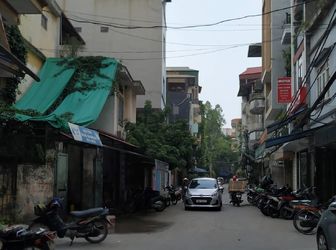 Bán Nhà Ô Tô Tránh. Ngõ Thông Các Ngã. Kinh Doanh Mọi Mặt Hàng Ở Phố Cát Linh. 30M X 4 Tầng. Mặt Tiền Hơn 4M Chỉ Nhỉnh 4 Tỷ