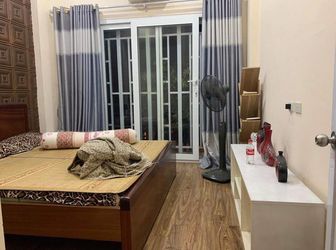 Bán Nhà Ô Tô Tránh. Ngõ Thông Các Ngã. Kinh Doanh Mọi Mặt Hàng Ở Phố Cát Linh. 30M X 4 Tầng. Mặt Tiền Hơn 4M Chỉ Nhỉnh 4 Tỷ