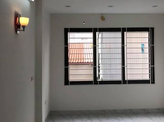  Bán Gấp Căn Nhà Ở Phố Trương Định, Tân Mai, Giải Phóng, Hai Bà Trưng, Giá: 2.1 Tỷ.