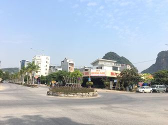 Không Có Nhu Cầu Sử Dụng Bán Ô Góc Xây Khách Sạn Ngay Trục Đường Đôi To Cột 8 