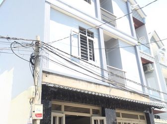 Bán Nhà Mới Xây Hẻm 2581 Htp . Dt 3.5X7.5M. Căn Góc . Trệt , 2 Lầu . Giá Bán 1.5 Tỷ .