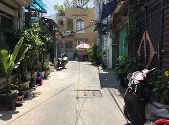 Bán Nhà Hẻm Xe Hơi - Quận Tân Phú - Gần Siêu Thị Aeon Tân Phú