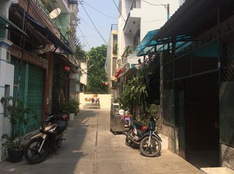 Bán Nhà Hẻm Xe Hơi - Quận Tân Phú - Gần Siêu Thị Aeon Tân Phú