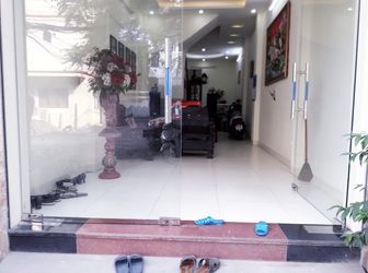 Cần Tài Chính Nên Bán Gấp Nhà 44M2 Mặt Phố Thuỵ Khuê - Giá 8.7 Tỷ