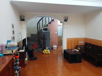 Bán Gấp Nhà Trương Định 32M, 3 Tầng Giá Chỉ 1,8 Tỷ 