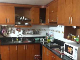 Bán Nhà Ở Khu Vực Tây Sơn, Thái Hà, Thái Thịnh 35M, 4 Tầng Giá 3,2 Tỷ.