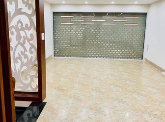 Bán Gấp Siêu Phẩm Mặt Phố Nguyễn Ngọc Nại, Thanh Xuân, diện tích 40 m2, 6 Tầng, Chỉ 13.5 Tỷ