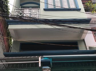 Cho Thuê Nguyên Căn Mặt Tiền Phạm Văn Hai, P.3, Q.tb; 4X18, 1 Trệt, 2 Lầu, 4 Phòng, Giá 50 Tr/th.