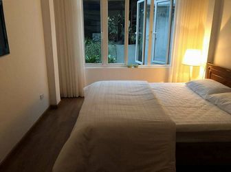 Chỉ 3.5 Tỷ Có Nhà Đẹp Hào Nam 40M2 4Pn – 3 Gác, Gần Hồ.