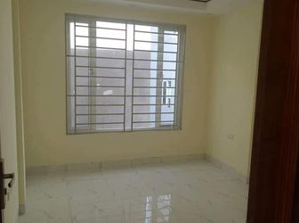 Nhà Phố Đê La Thành, Kinh Doanh Được 43M X 4,Giá Siêu Yêu 4,39 Tỷ