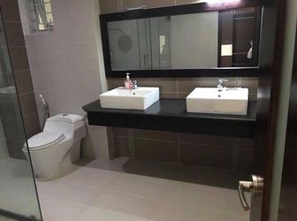 Bán Gấp Nhà Phố Mặt Tiền Đường Lớn, 1 Trệt 2 Lầu, Diện tích 75 m2, Giá 1Tỷ7