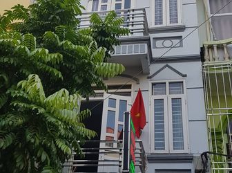 Phố Tân Mai, Ô Tô Đỗ Cửa Chỉ 5.8 Tỷ Có Nhà 5 Tầng, 30M2, Mặt Tiền 4.3