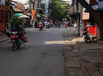 Phố Tân Mai, Ô Tô Đỗ Cửa Chỉ 5.8 Tỷ Có Nhà 5 Tầng, 30M2, Mặt Tiền 4.3