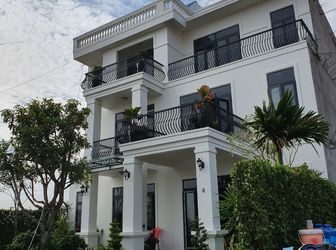 Biệt Thự 1 Trệt 2 Lầu, 6X15M, Giá 2 Tỷ, Sổ Hồng Riêng, Dọn Vào Ở Ngay