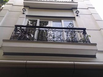 Bán Nhà Cầu Giấy Ô Tô Đổ Cửa , 5 Tầng Kinh Doanh Tốt, Giá 5.2 Tỉ