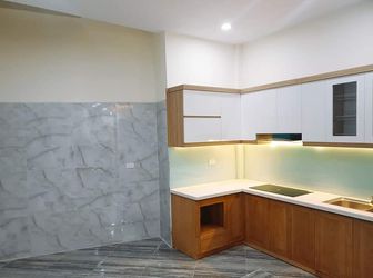 Bán Nhà Trần Bình Cầu Giấy 42M 5Tầng 6Phòng Ngủ Hơn 4 Tỉ Lh 0987466700