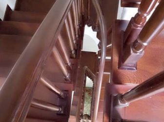 Bán Nhà Hoàng Hoa Thám Ba Đình Diện tích 37 m2, 5 Tầng, Giá 3.4 Tỷ